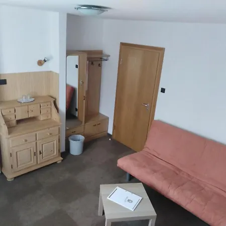 Otel Ohne Fruehstueck In Der Forellenzucht Burgen (Mayen-Koblenz)